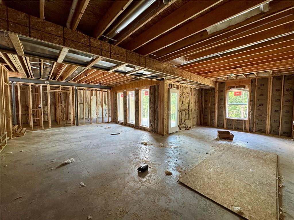 9004 N Everton Avenue Property Photo 6