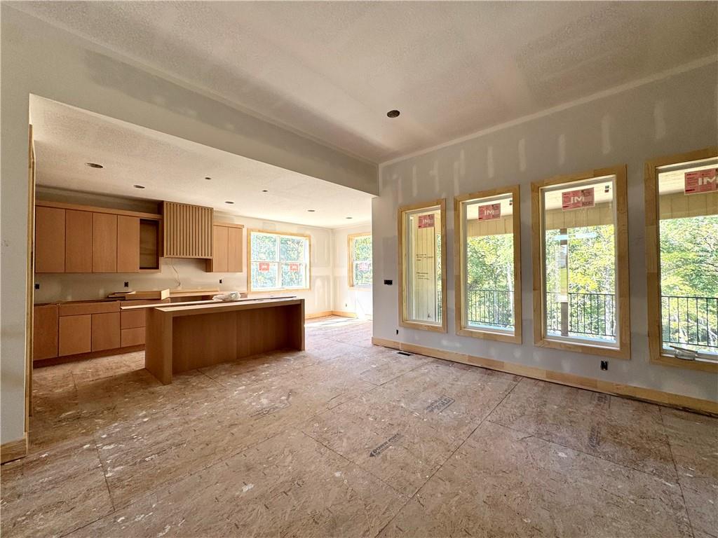 9004 N Everton Avenue Property Photo 6