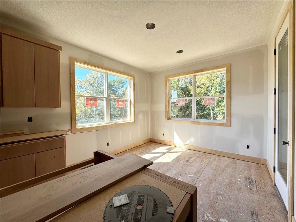 9004 N Everton Avenue Property Photo 8