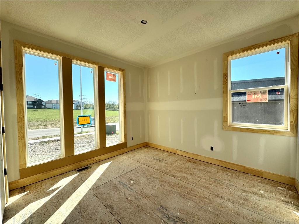 9004 N Everton Avenue Property Photo 26