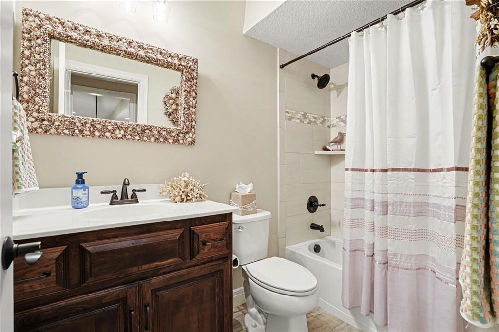 10604 W 132nd Place Property Photo 27