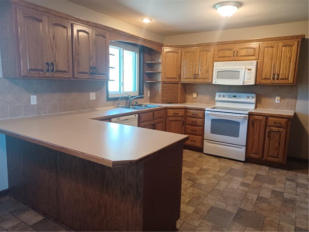 396 Valley Road Property Photo 6