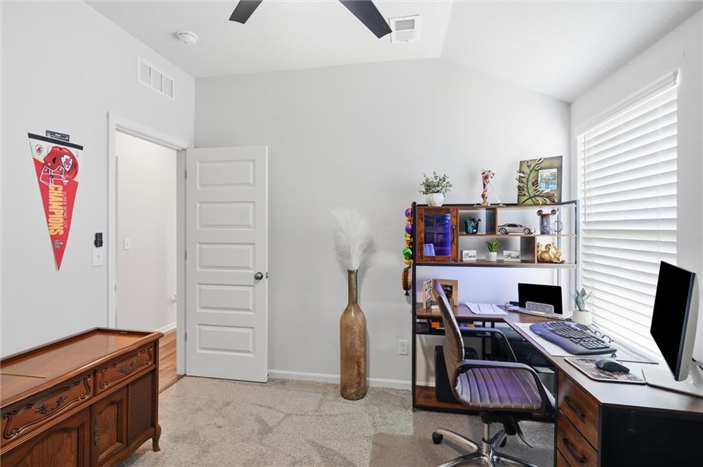 716 Bentley Drive Property Photo 17