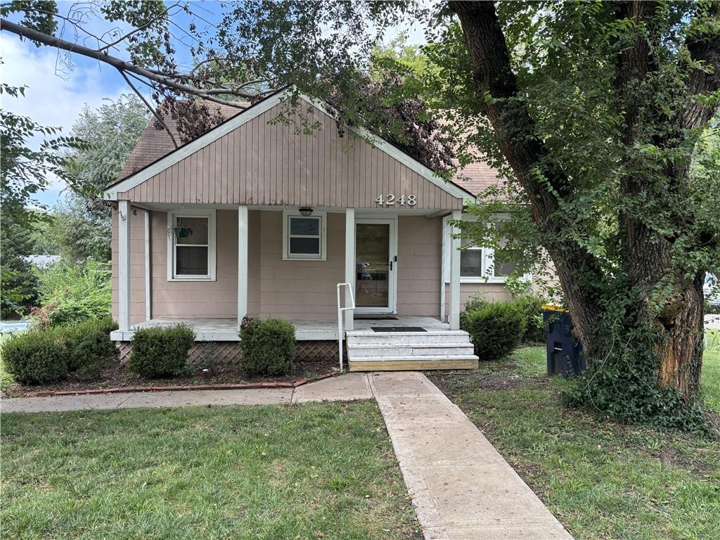 4248 Ne Kelsey Road Property Photo 1