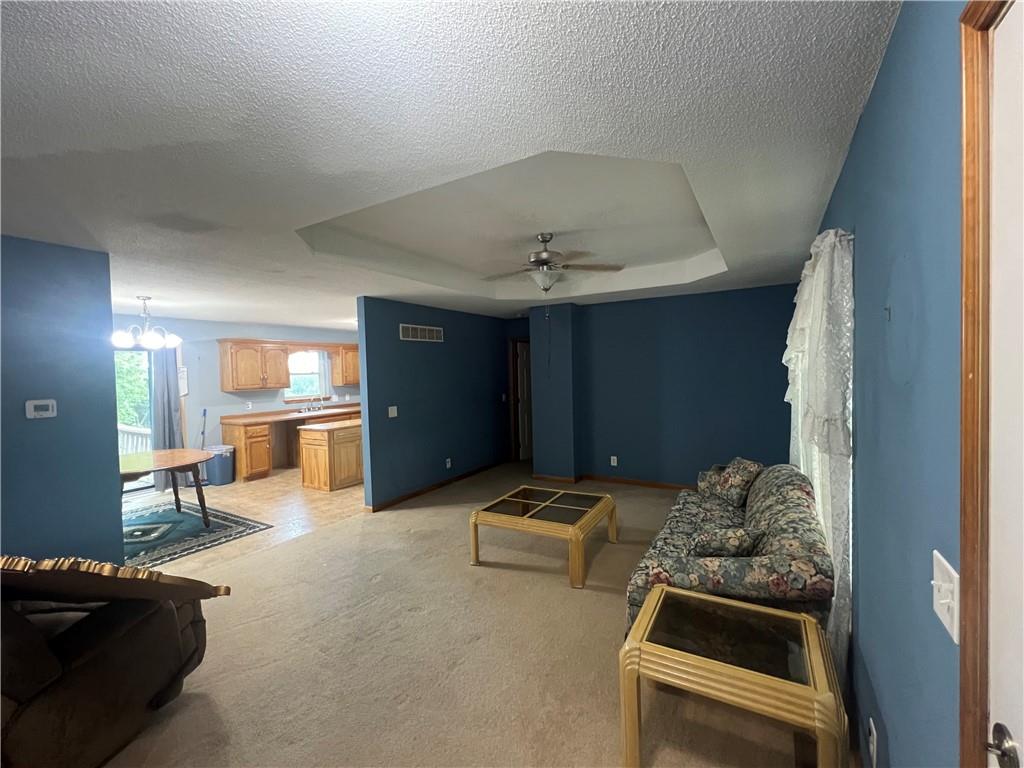 102 Carson Circle Property Photo 11