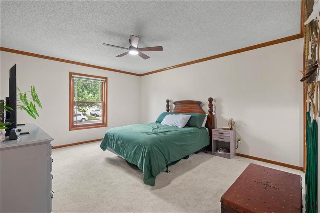 833 Nw High Point Drive Property Photo 17