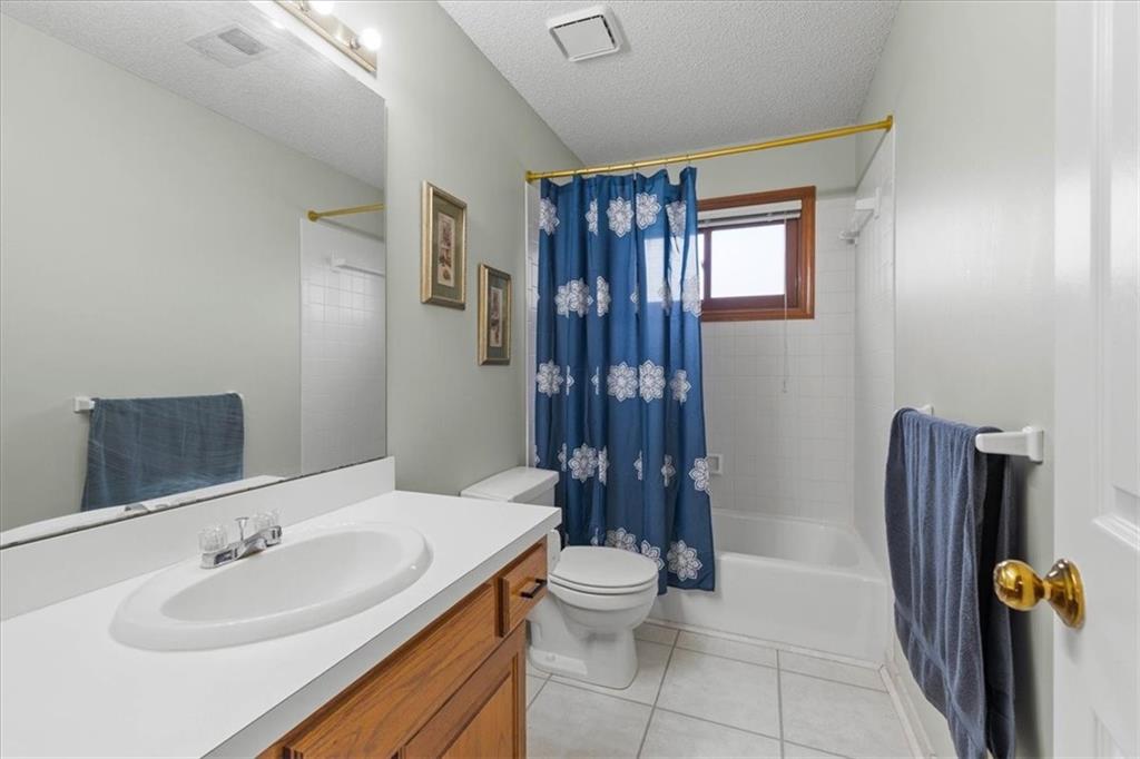833 Nw High Point Drive Property Photo 23