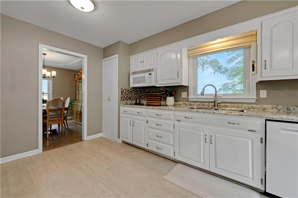 22800 S State Line Road Property Photo 16
