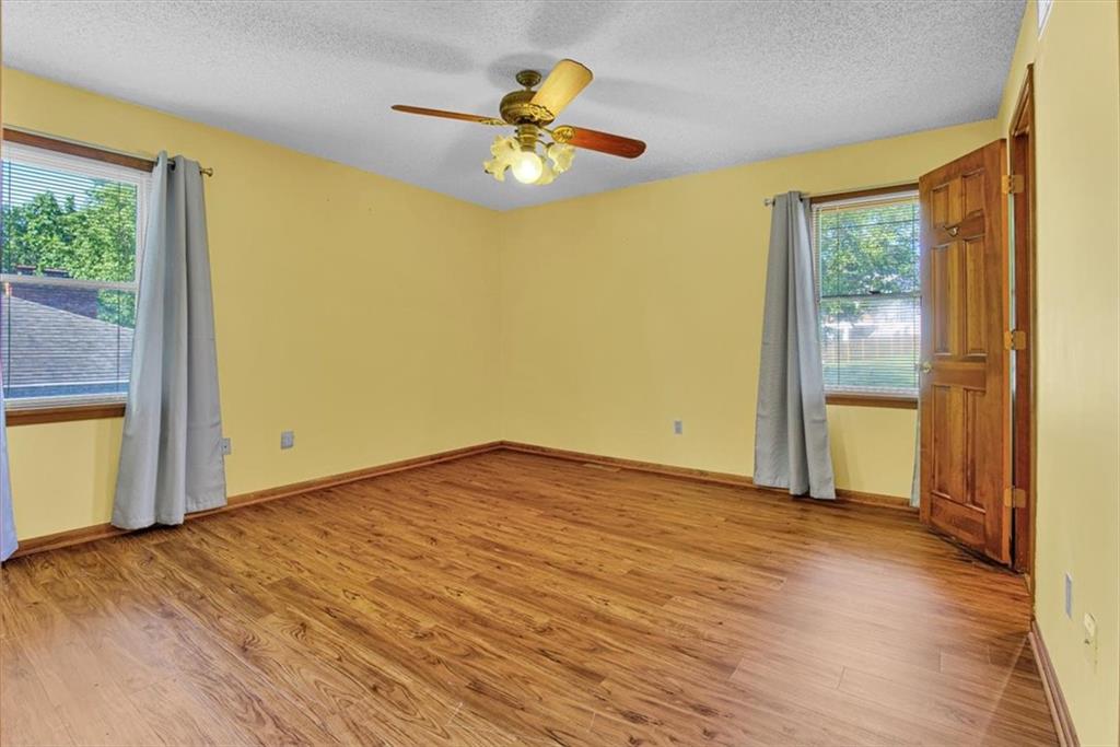 2006 Joy Street Property Photo 25