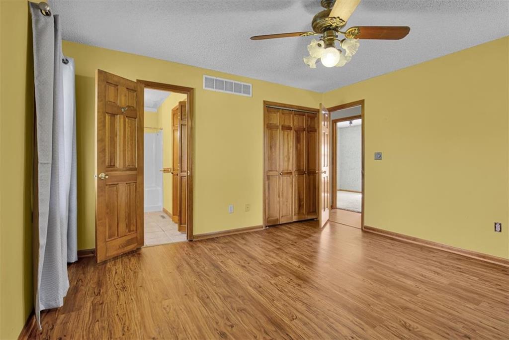 2006 Joy Street Property Photo 26