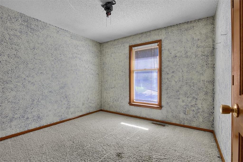 2006 Joy Street Property Photo 29