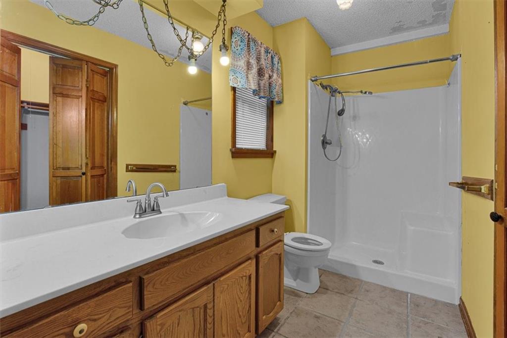 2006 Joy Street Property Photo 33