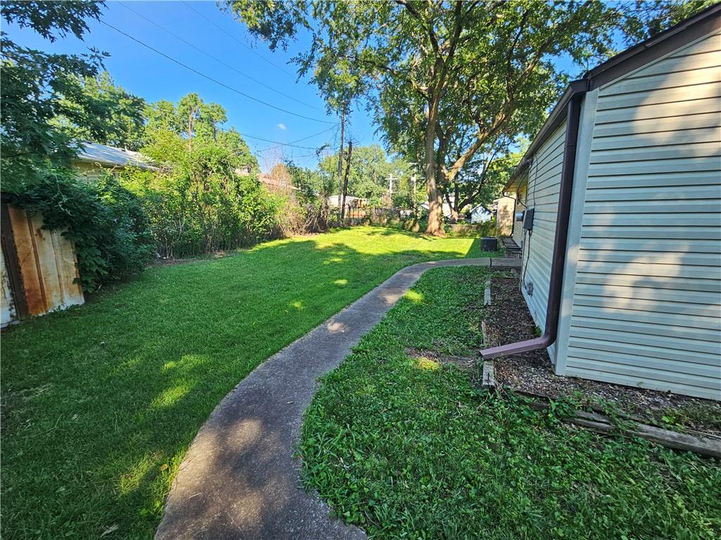 306 Pacific Drive Property Photo 2