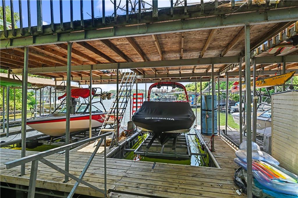 16 M Street Property Photo 29