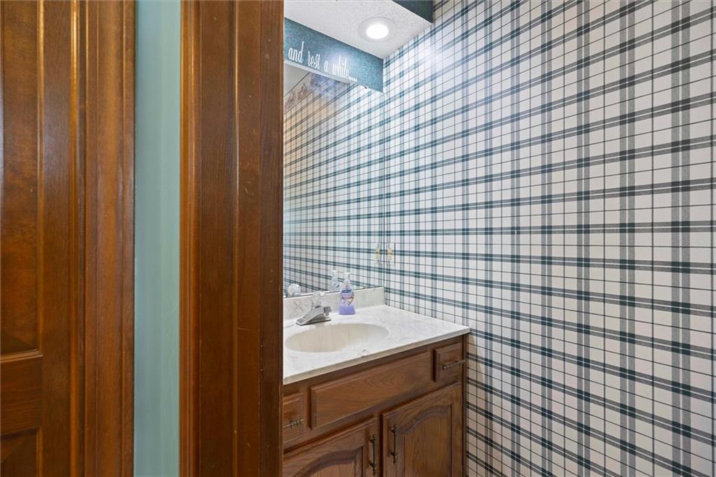 3735 53rd Street Property Photo 14