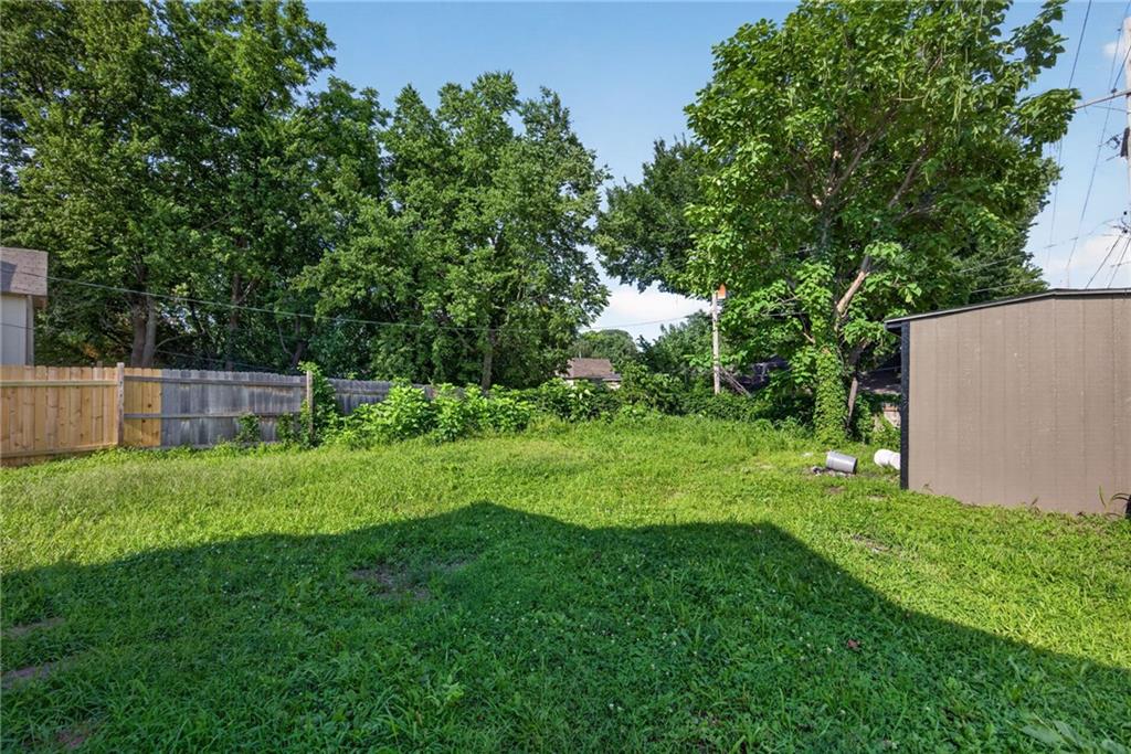 1323 S 38th Street Property Photo 33