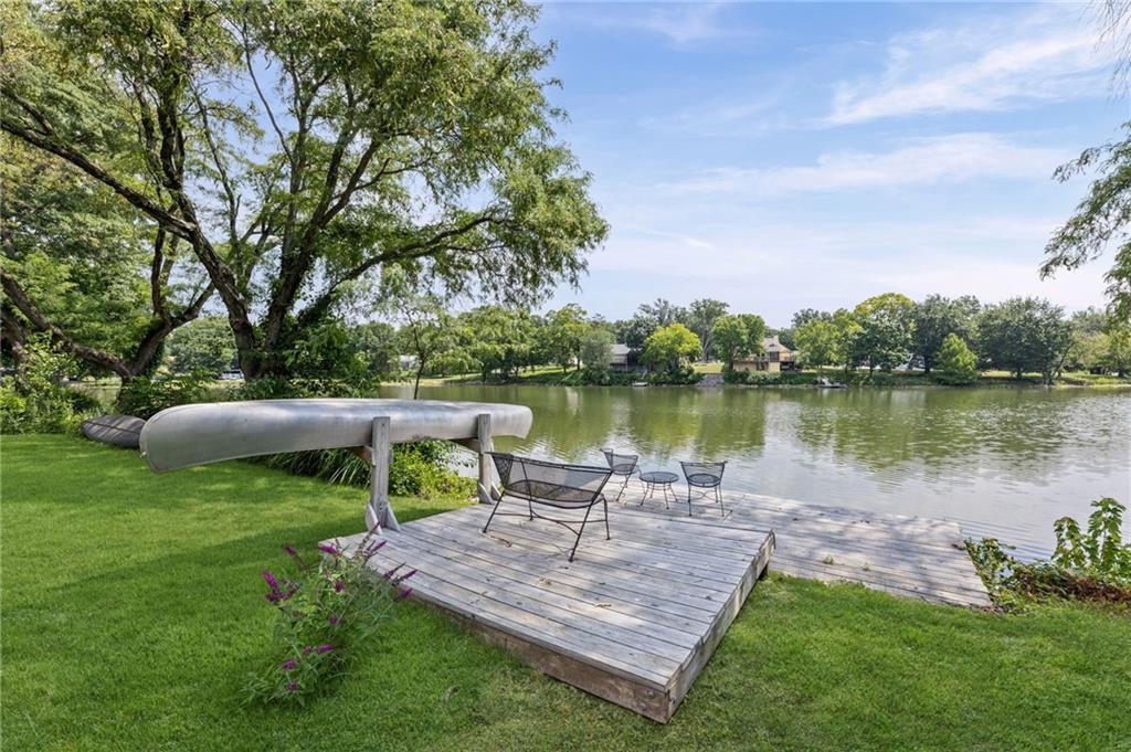6829 Lakeshore Drive Property Photo 1