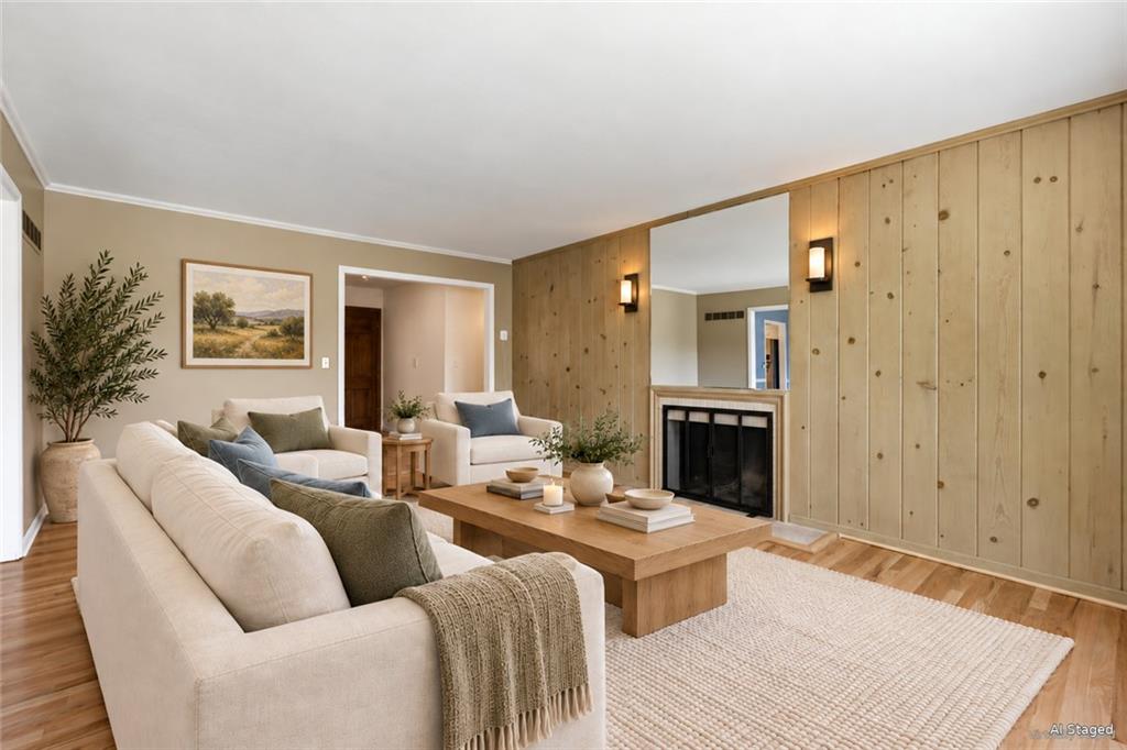 6829 Lakeshore Drive Property Photo 8