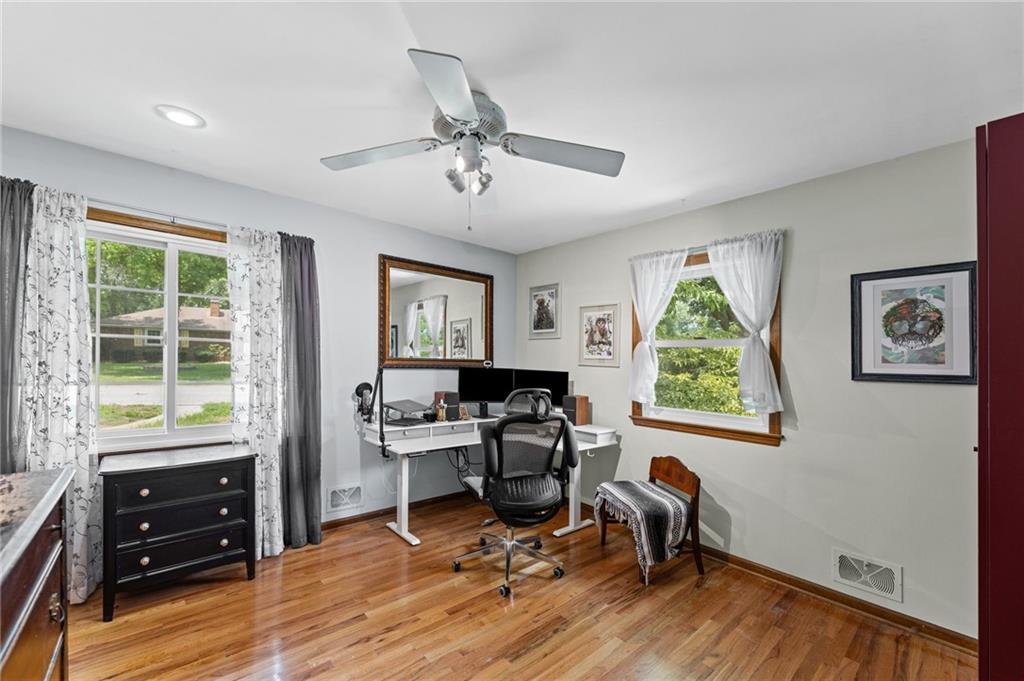 6829 Lakeshore Drive Property Photo 30