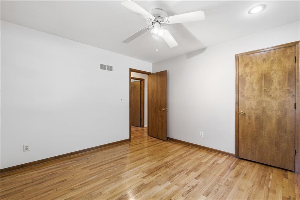 6829 Lakeshore Drive Property Photo 33