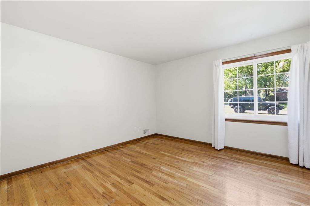 6829 Lakeshore Drive Property Photo 34