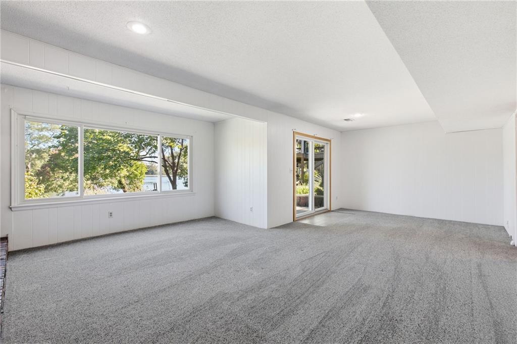 6829 Lakeshore Drive Property Photo 41