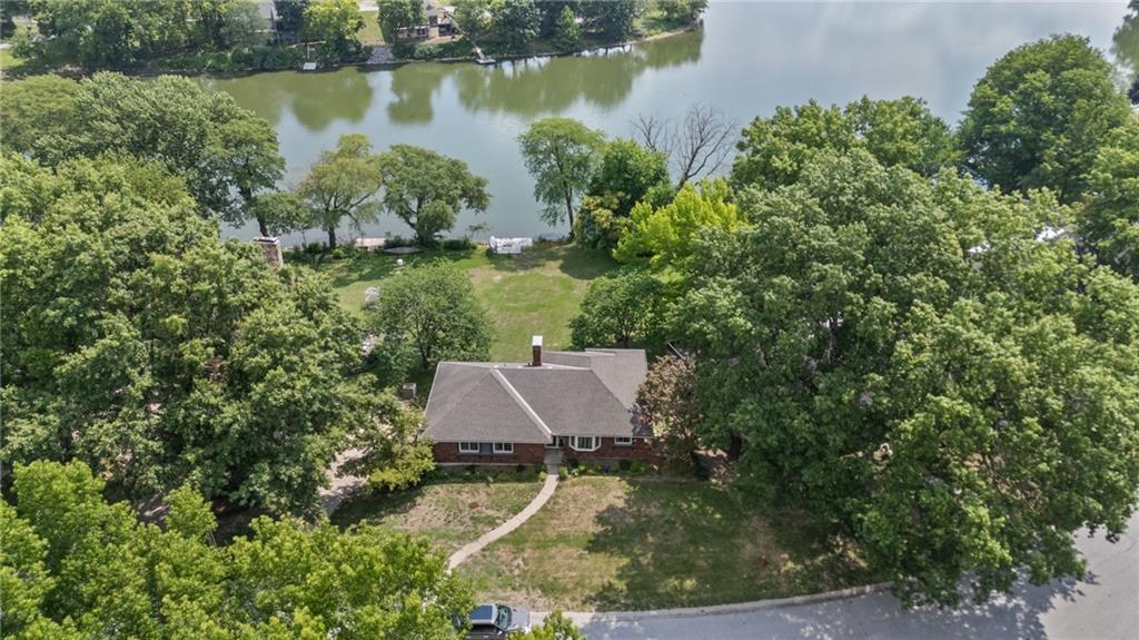 6829 Lakeshore Drive Property Photo 42
