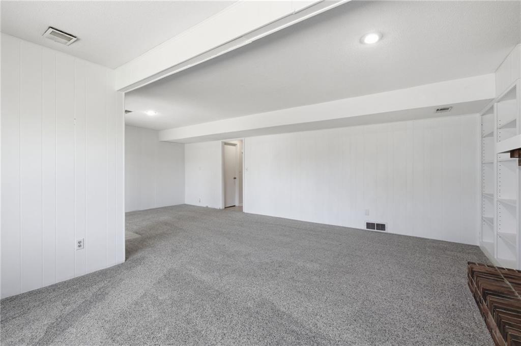 6829 Lakeshore Drive Property Photo 43