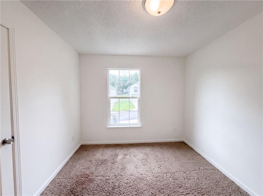 1706 N Lazy Branch Road Property Photo 6