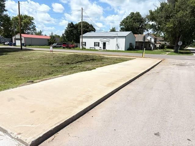 301 Main Street Property Photo 4