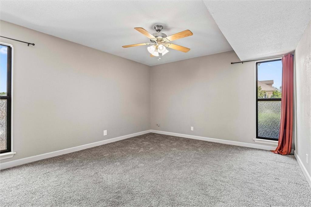 4056 Warwick Boulevard Property Photo 15