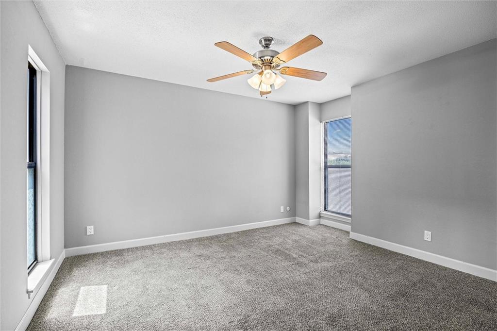 4056 Warwick Boulevard Property Photo 20