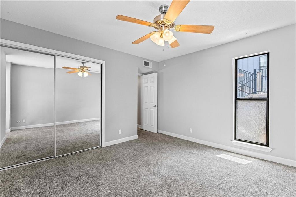 4056 Warwick Boulevard Property Photo 21