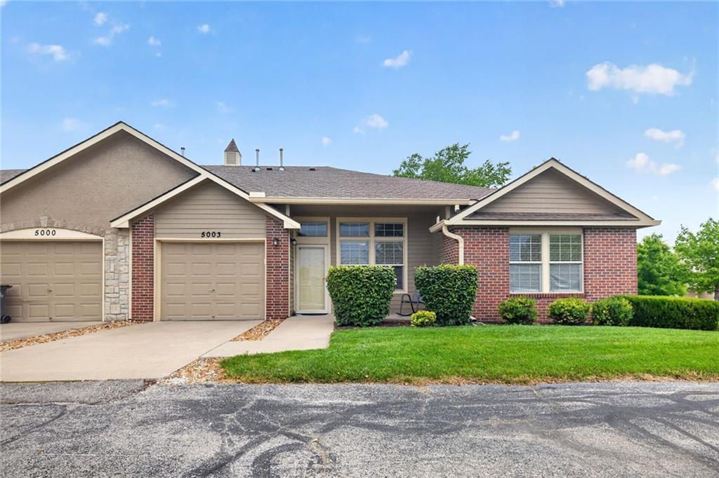 18560 W 158th Place Property Photo 1