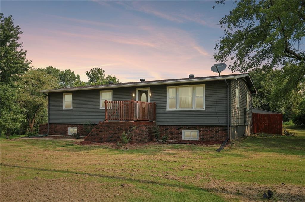 19950 Parallel Road Property Photo 3