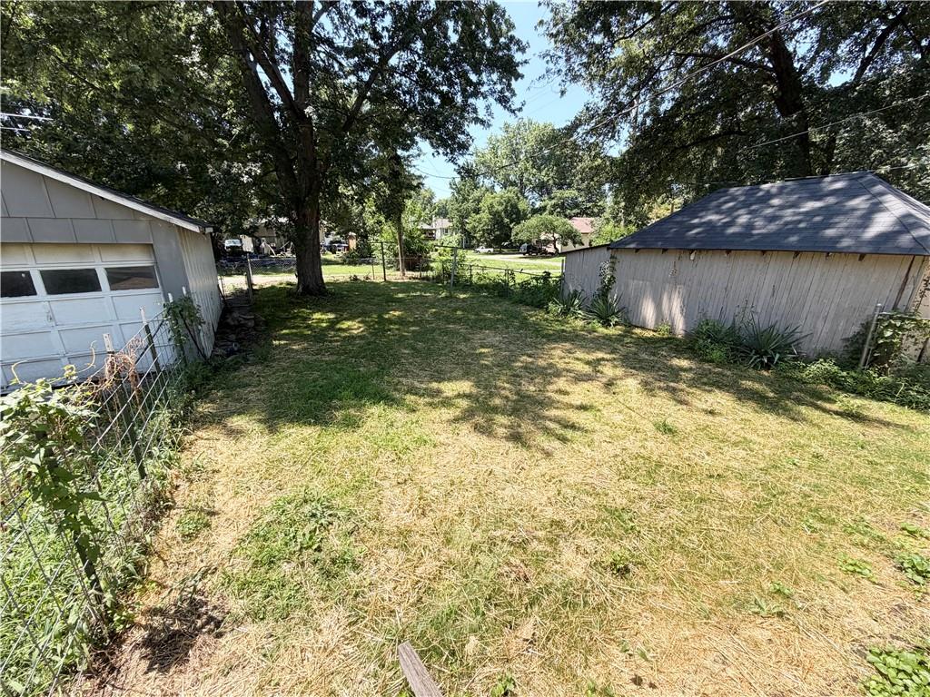 1104 S Sneed Avenue Property Photo 14