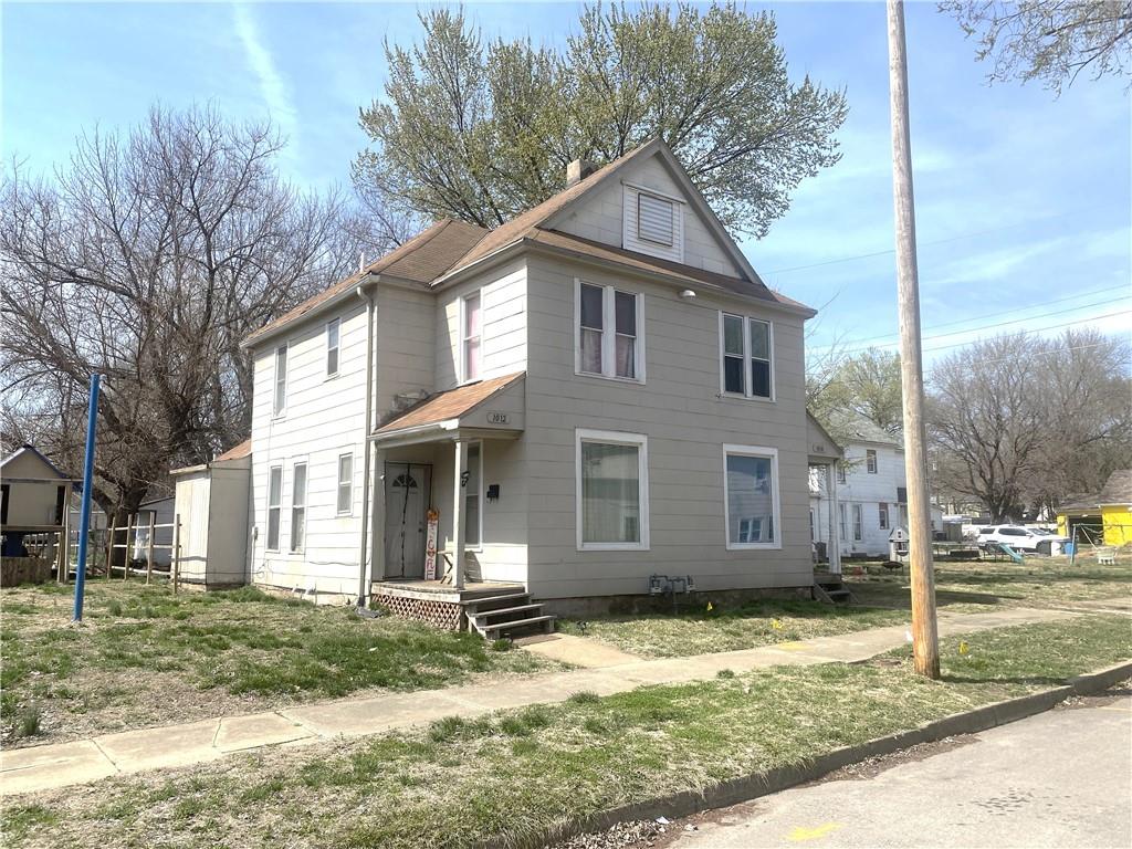 1010 S 18th Street Property Photo 2