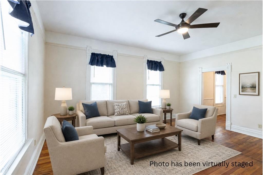 1919 South Street Property Photo 2