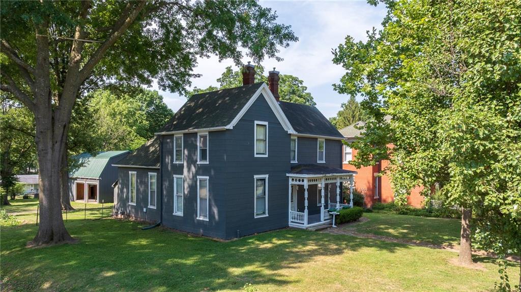 1919 South Street Property Photo 8
