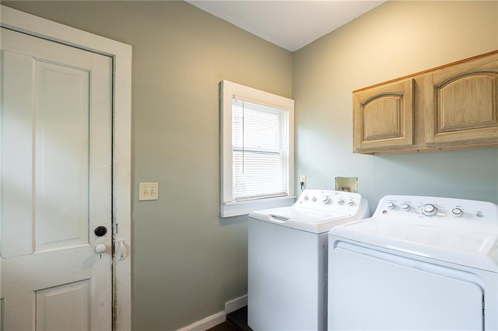 1919 South Street Property Photo 25