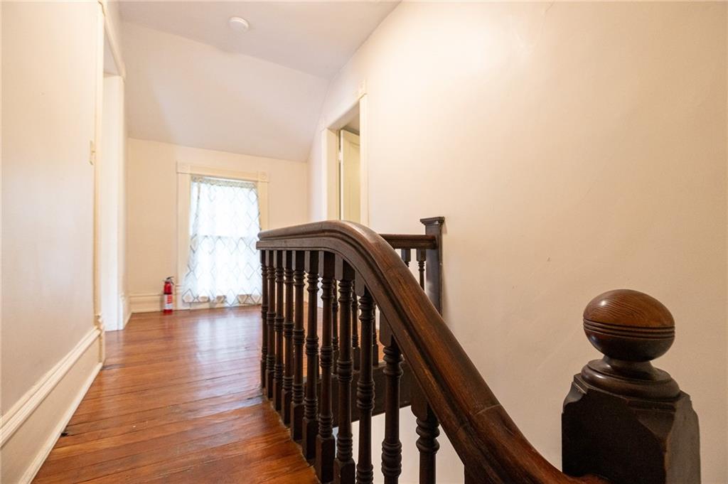 1919 South Street Property Photo 29