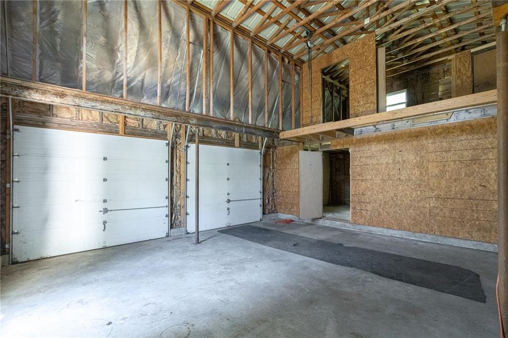 1919 South Street Property Photo 39