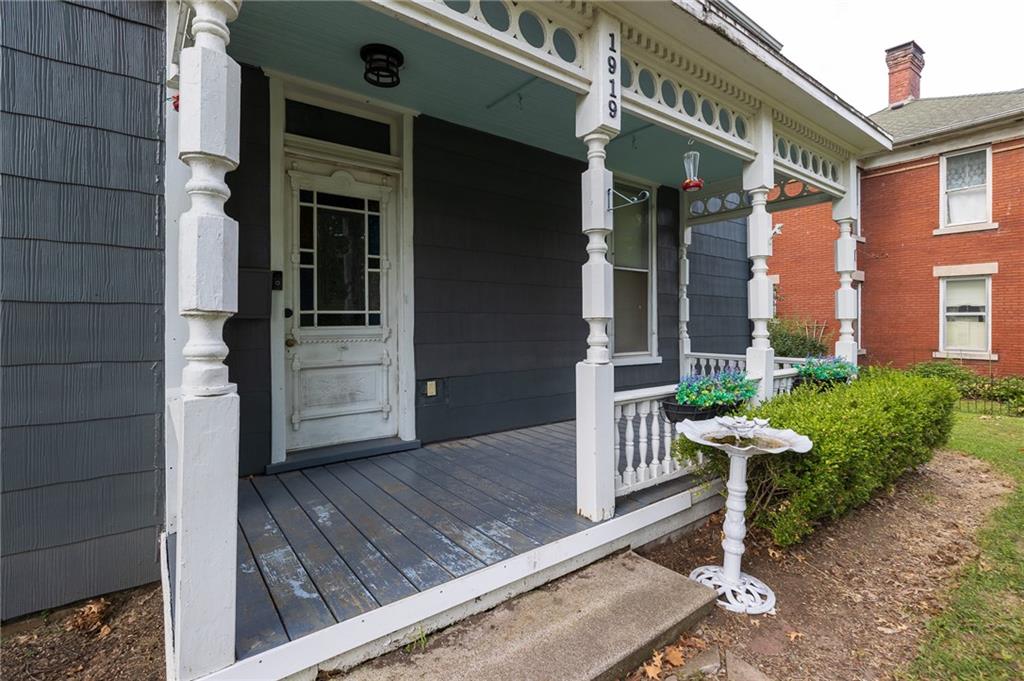 1919 South Street Property Photo 47