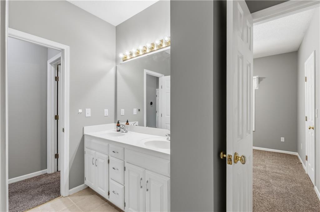 13907 W 58th Place Property Photo 15