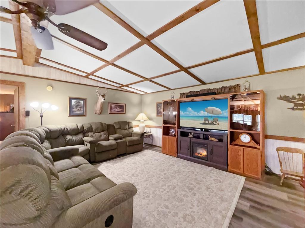 25072 Lynx Lane Property Photo 4