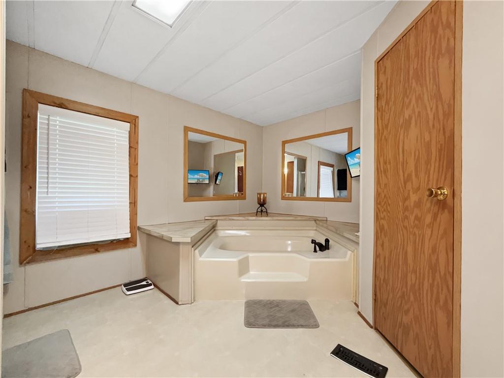 25072 Lynx Lane Property Photo 16