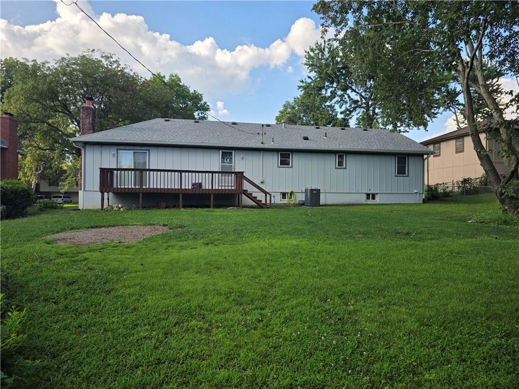 1121 W Elm Terrace Property Photo 25