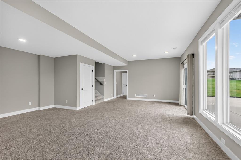 2152 Hay Market Court Property Photo 29