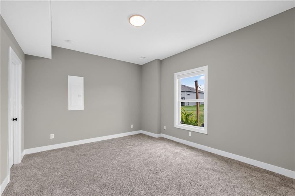 2152 Hay Market Court Property Photo 31