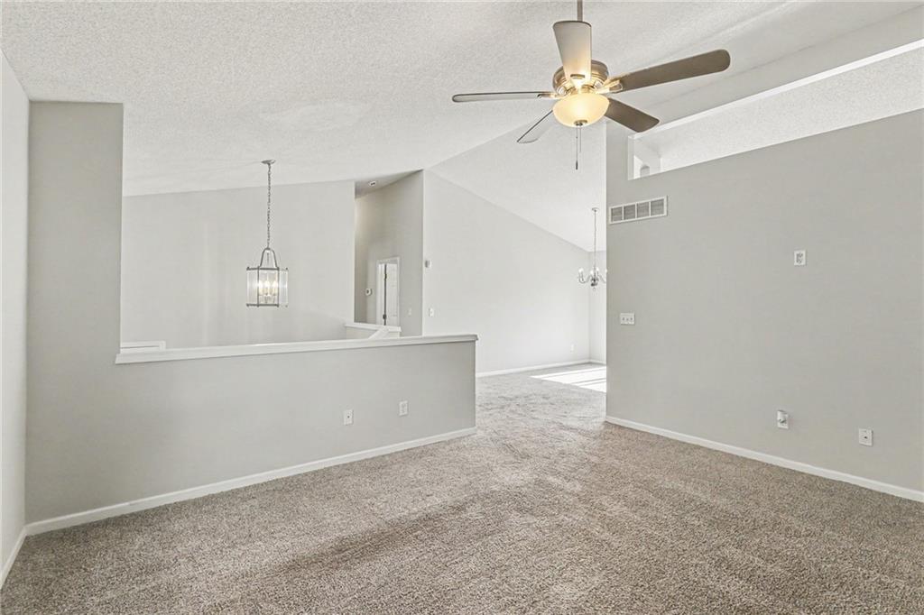 1810 W Fredrickson Circle Property Photo 2